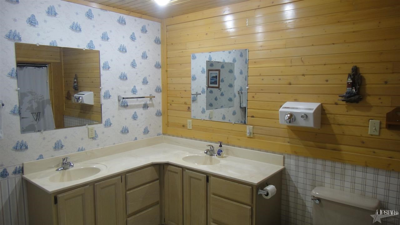 3404 W 700 S, Berne, IN 46711 photo 25