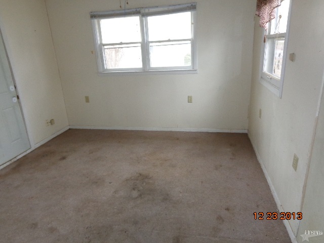 4609 Oliver St, Fort Wayne, IN 46806 photo 9