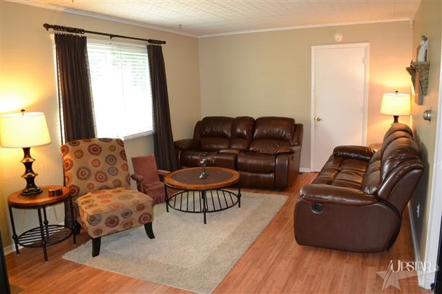 1329 Bedford Dr, New Haven, IN 46774 photo 2