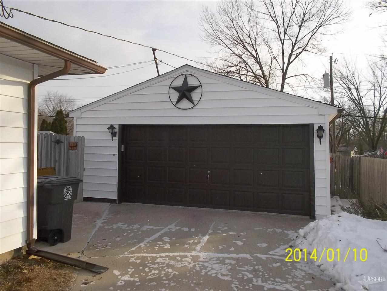 6305 S Calhoun St, Fort Wayne, IN 46807 photo 2