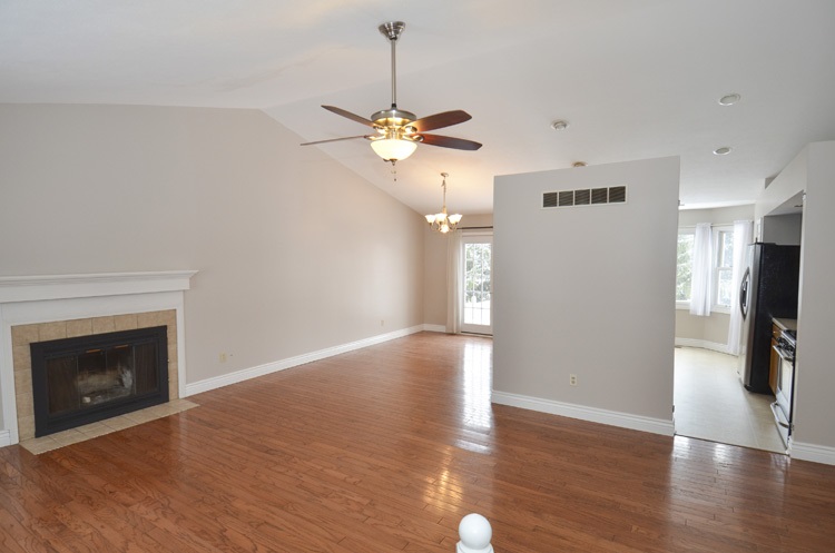 1710 Fawn Ct, South Bend, IN 46628 photo 2