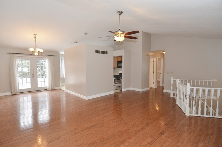 1710 Fawn Ct, South Bend, IN 46628 photo 9