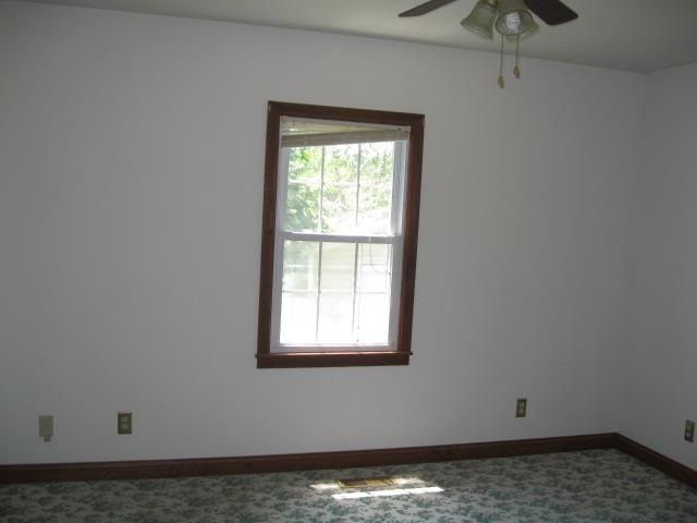 7476 S Pleasant St, Scotland, IN 47457 photo 11