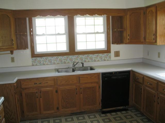 7476 S Pleasant St, Scotland, IN 47457 photo 6