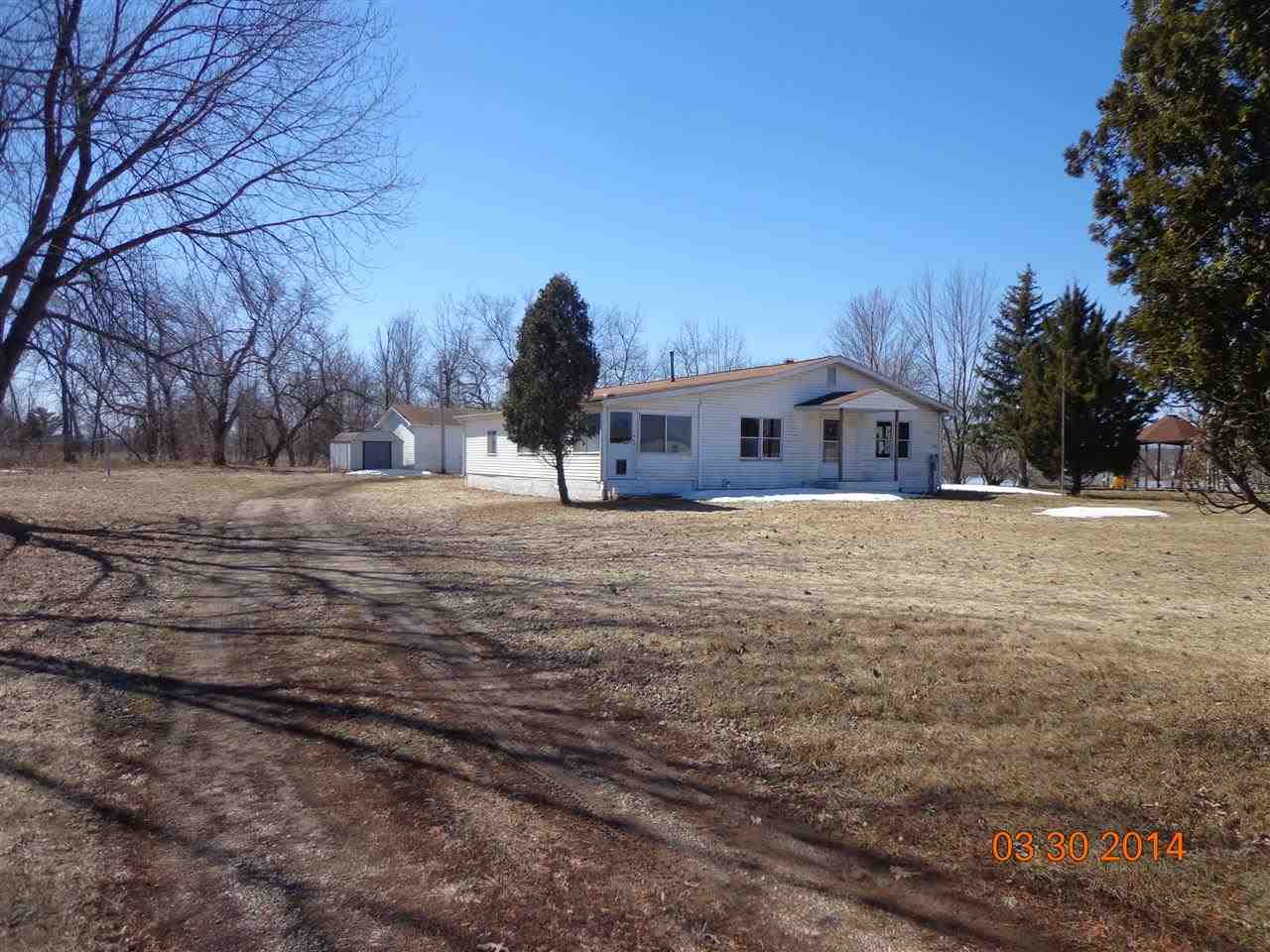 6665 W 480 N, Orland, IN 46776 photo 2