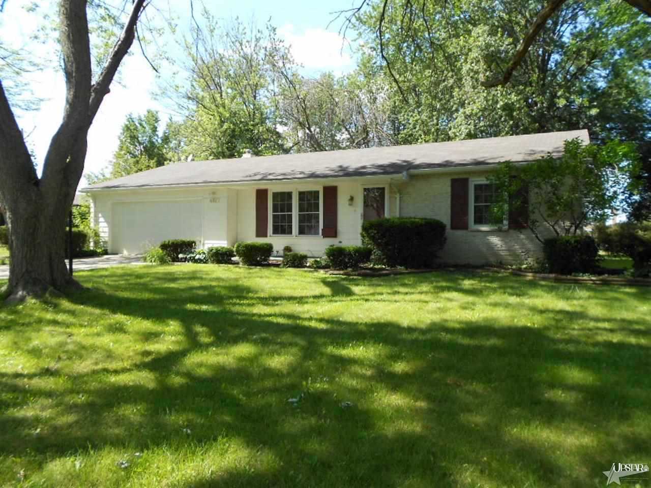 4827 Desoto Dr, Fort Wayne, IN 46815 photo 1