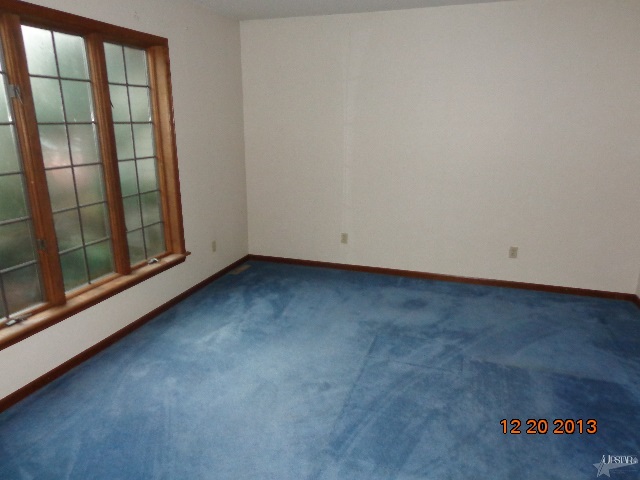 1206 Mill Pond Rd, Berne, IN 46711 photo 11