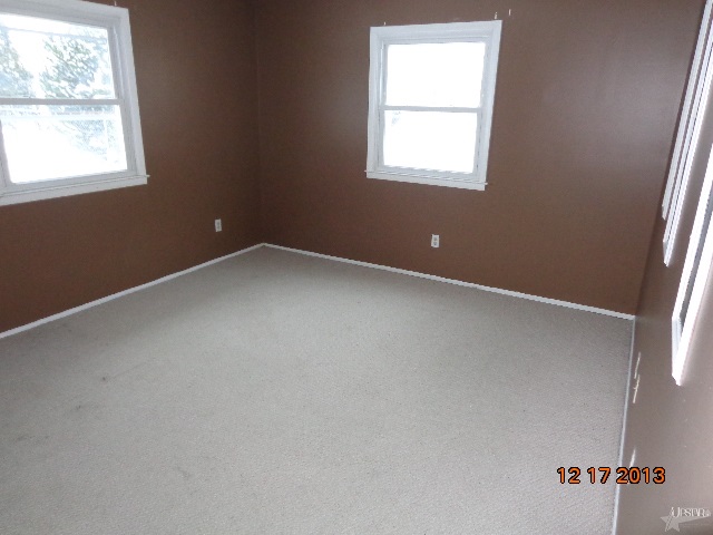 6826 Selkirk Dr, Fort Wayne, IN 46816 photo 14