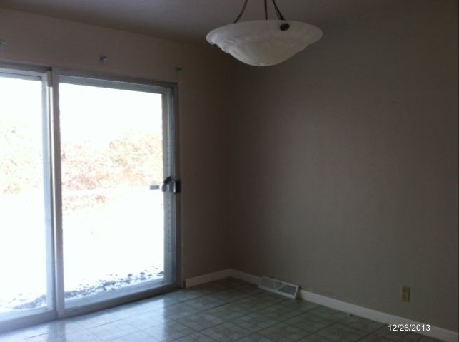 1146 Gary Ct, Elkhart, IN 46516 photo 6