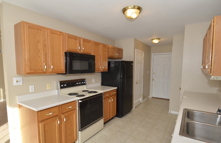3444 Field Gate Dr, South Bend, IN 46628 photo 11
