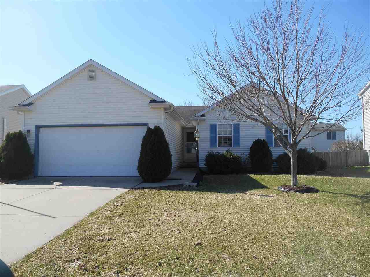 3444 Field Gate Dr, South Bend, IN 46628 photo 1