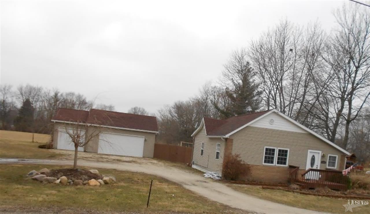 1650 Etna Ave, Huntington, IN 46750 photo 1