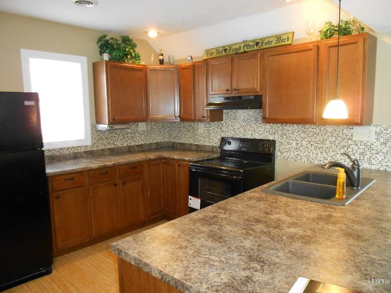 1650 Etna Ave, Huntington, IN 46750 photo 2