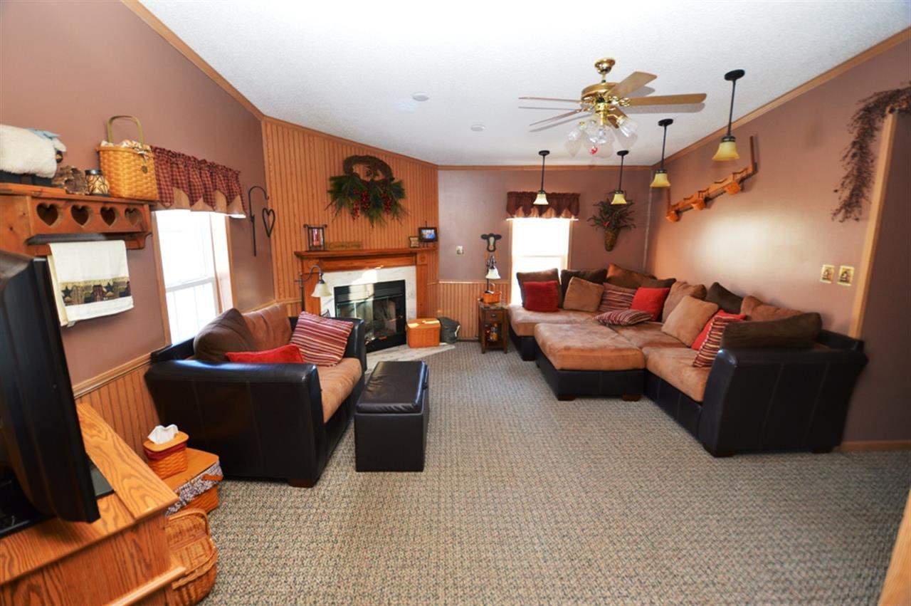 1287 Alhambra Ave, Frankfort, IN 46041 photo 10