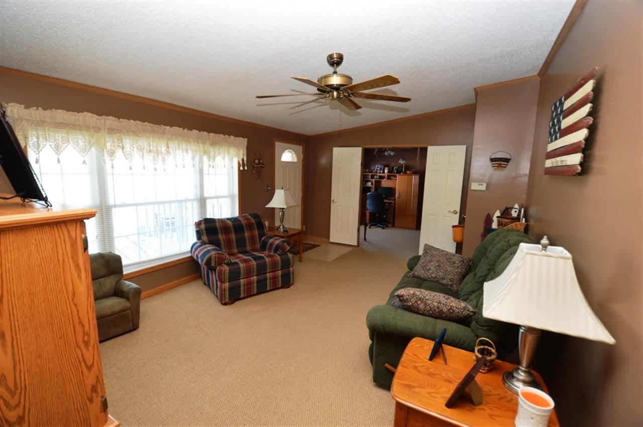 1287 Alhambra Ave, Frankfort, IN 46041 photo 3