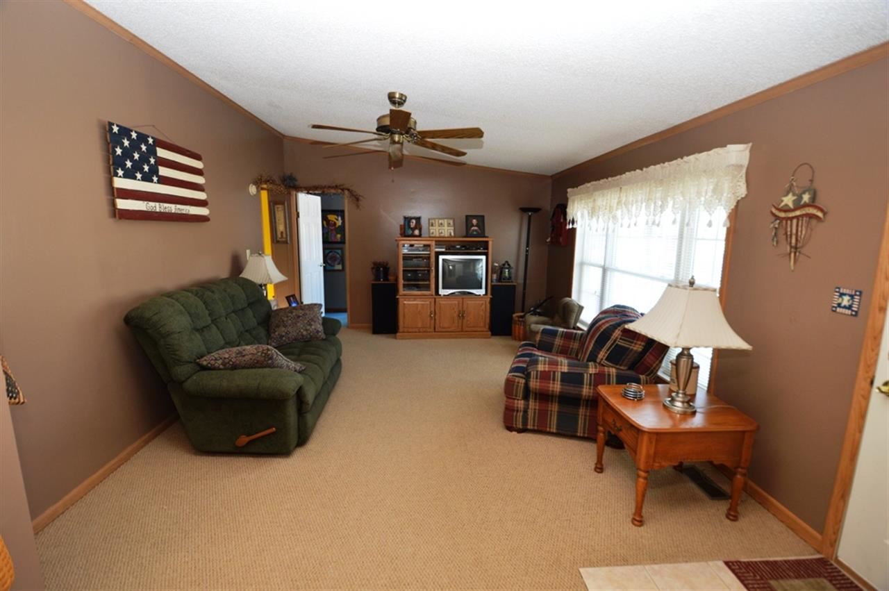 1287 Alhambra Ave, Frankfort, IN 46041 photo 2
