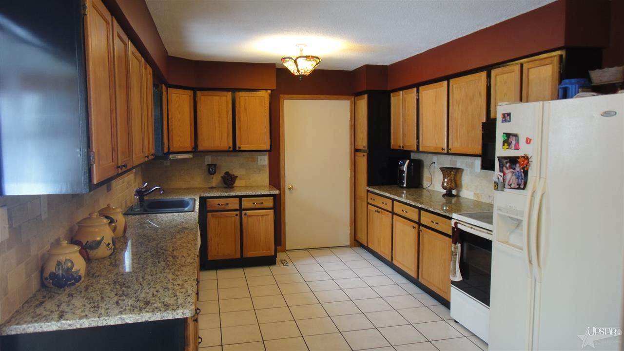 10680 S 400 W, Geneva, IN 46740 photo 7