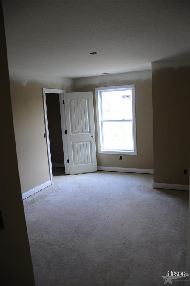 8602 Backwater Dr, Fort Wayne, IN 46818 photo 10