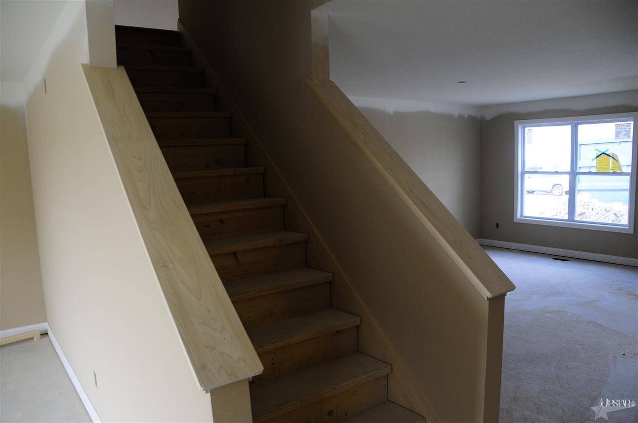 8602 Backwater Dr, Fort Wayne, IN 46818 photo 7
