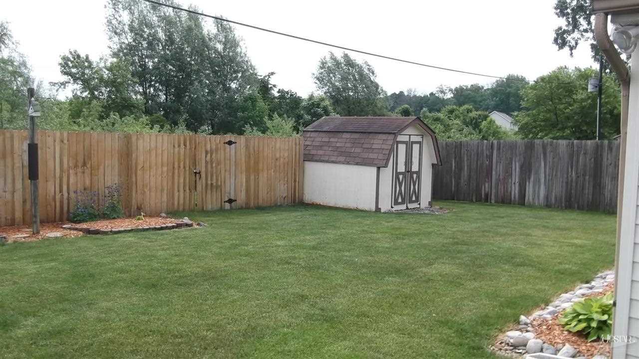 1712 Carlow Ct, Fort Wayne, IN 46815 photo 5