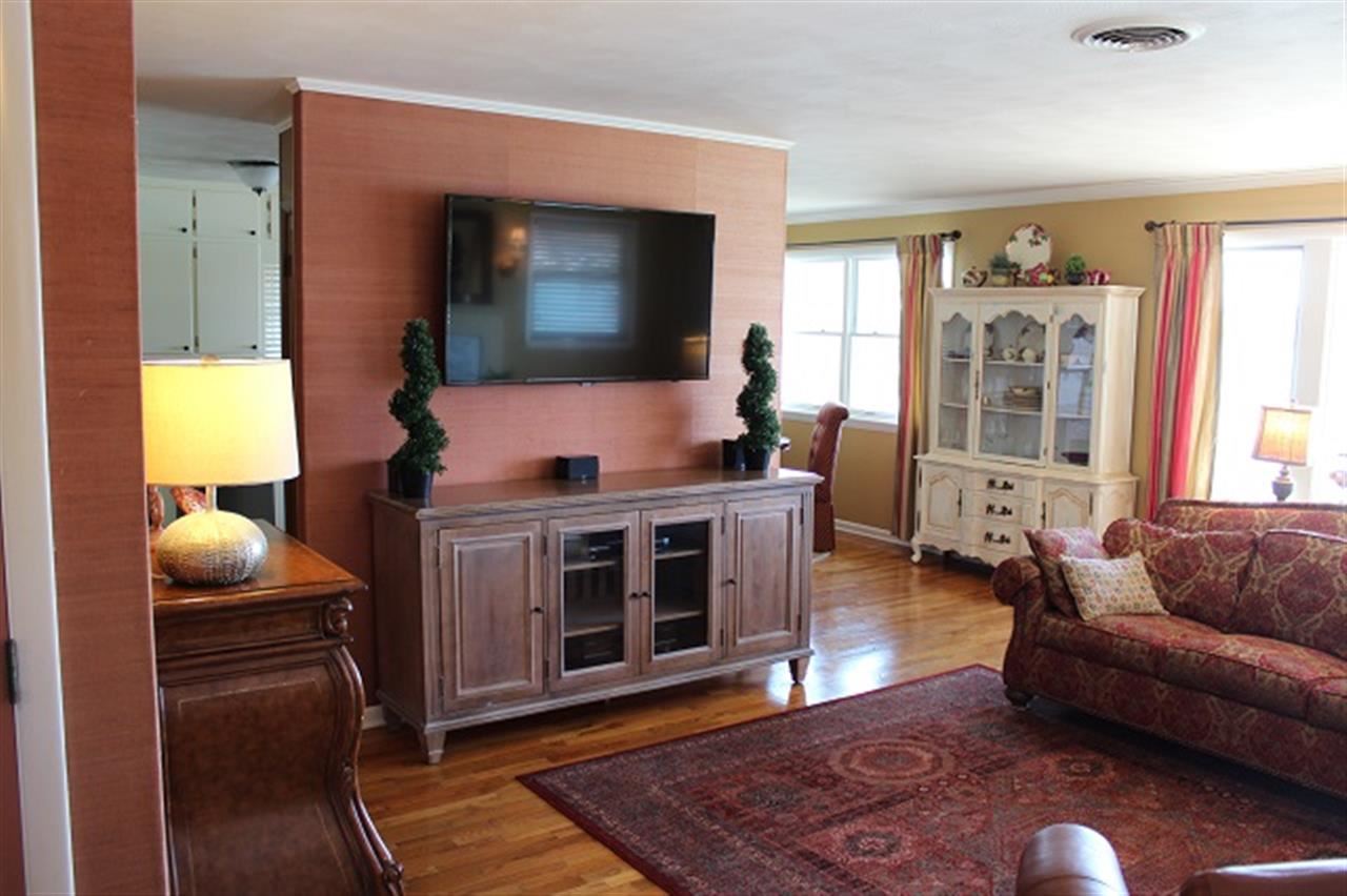 25948 N Shore Dr, Elkhart, IN 46514 photo 7