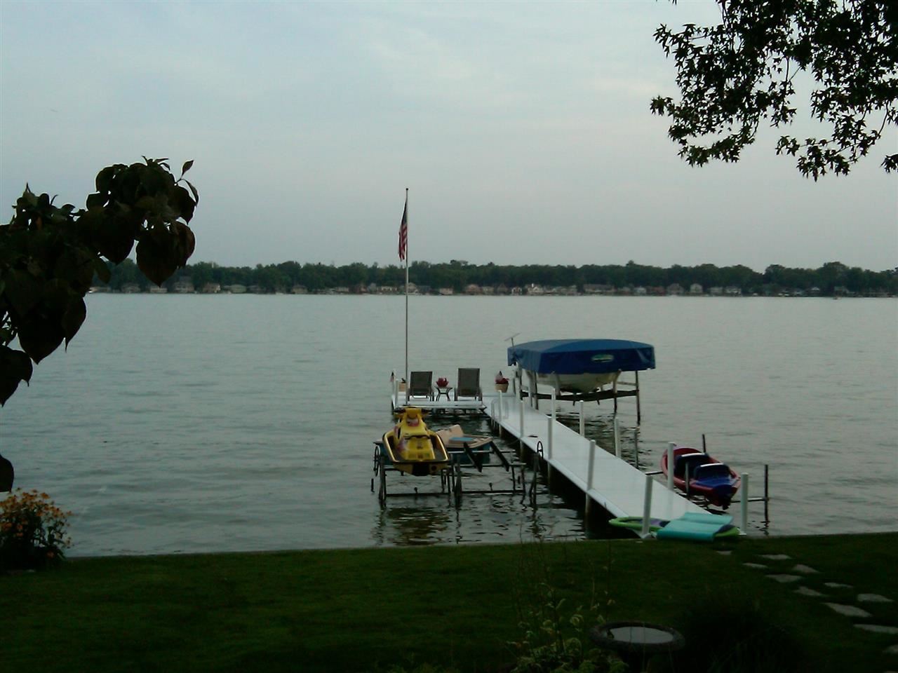 25948 N Shore Dr, Elkhart, IN 46514 photo 4