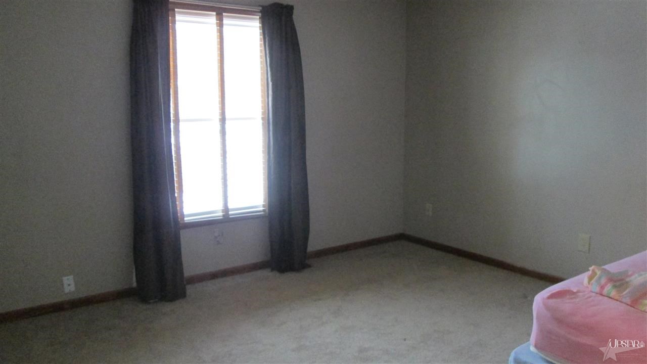 6214 Brandonwood Ln, Fort Wayne, IN 46835 photo 13