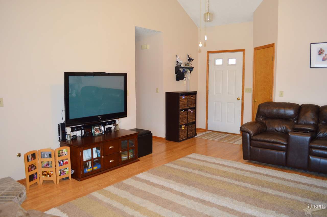 5307 Warbler Dr, Fort Wayne, IN 46818 photo 6