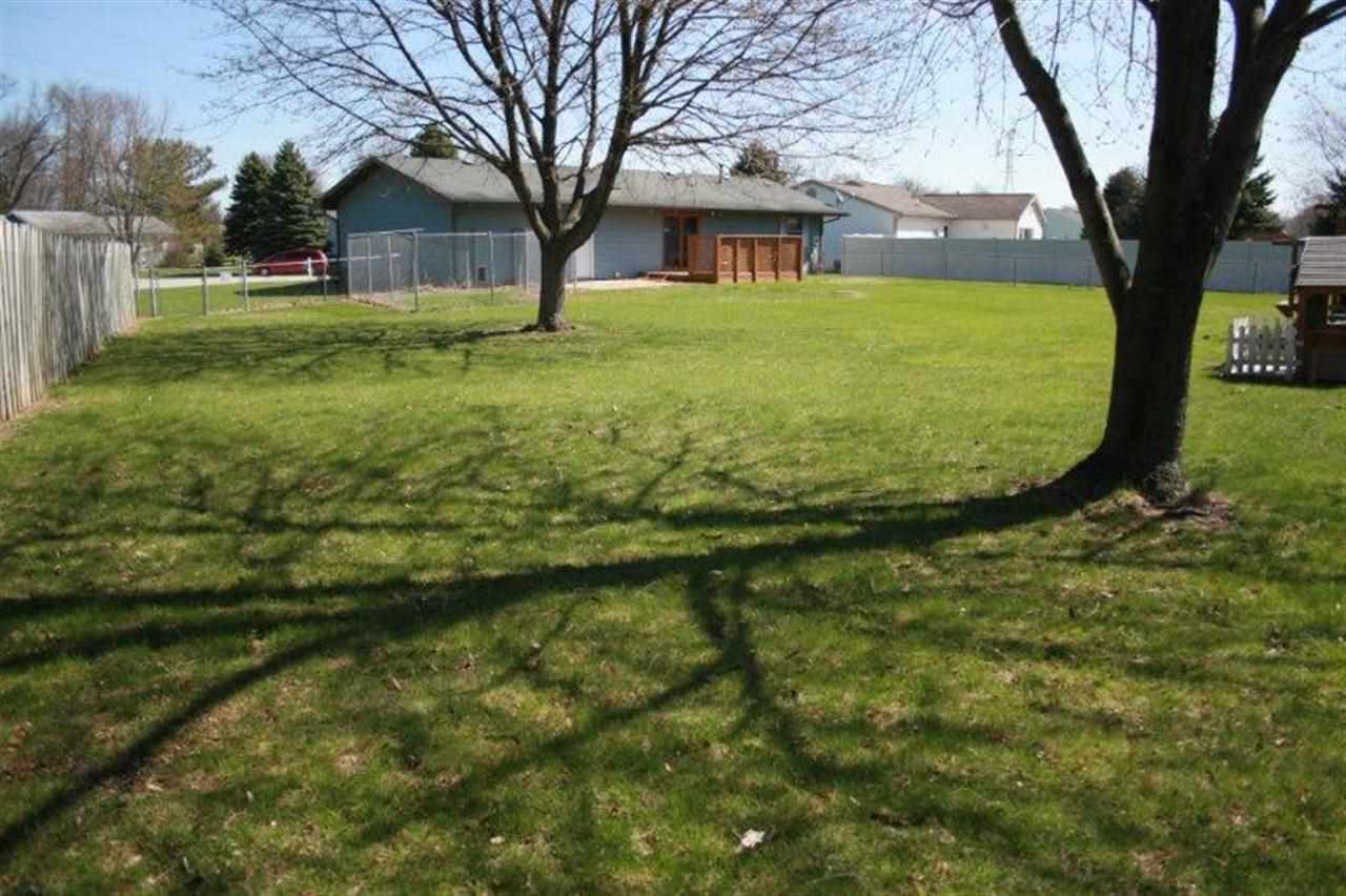 23916 Mira Ct, Elkhart, IN 46516 photo 4