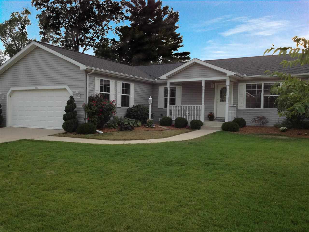 2515 Wildflower Cv, Mishawaka, IN 46545 photo 1