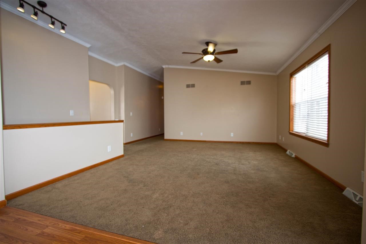 2515 Wildflower Cv, Mishawaka, IN 46545 photo 3