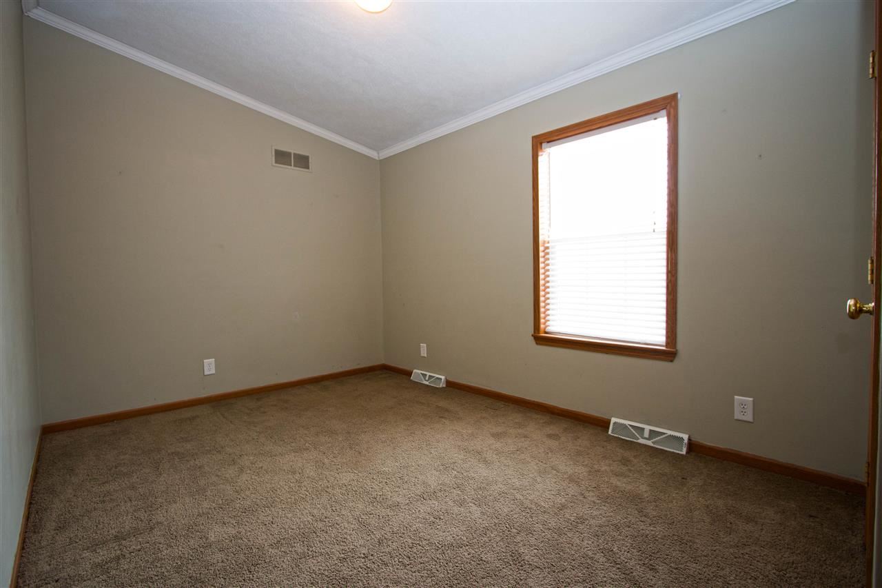 2515 Wildflower Cv, Mishawaka, IN 46545 photo 16