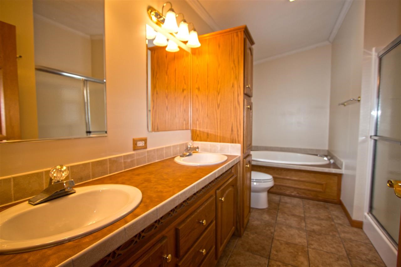 2515 Wildflower Cv, Mishawaka, IN 46545 photo 11