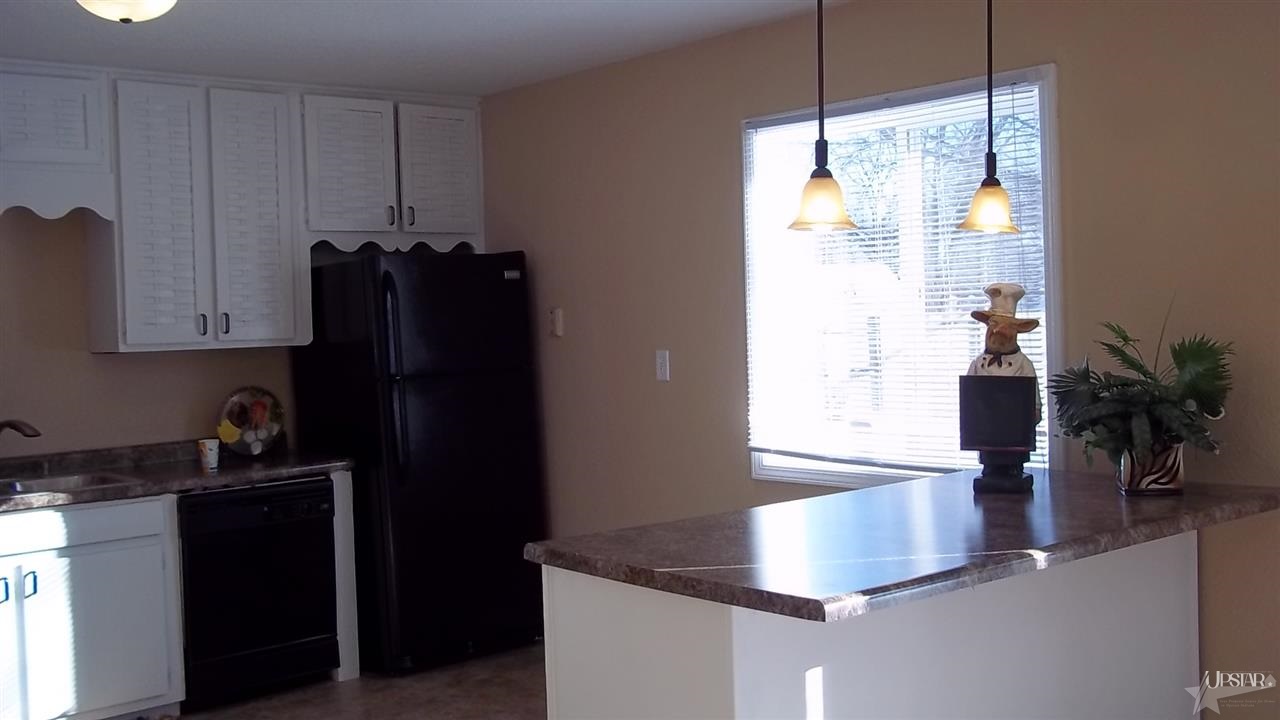 2706 Stinson Dr, Fort Wayne, IN 46816 photo 5