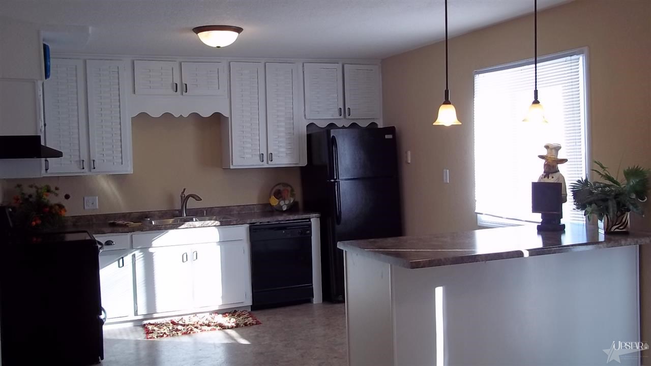 2706 Stinson Dr, Fort Wayne, IN 46816 photo 3