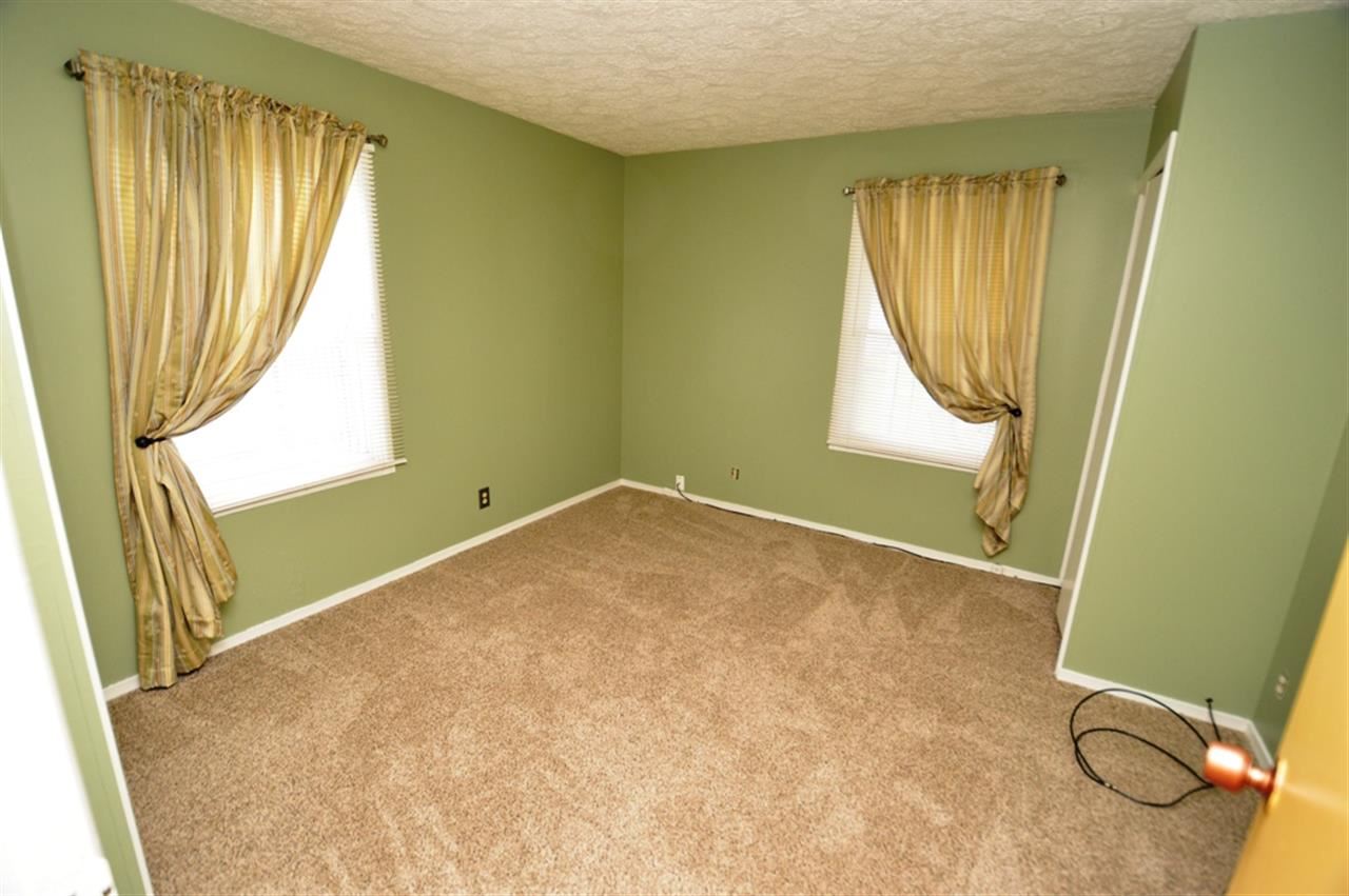 450 Center Dr, Frankfort, IN 46041 photo 11