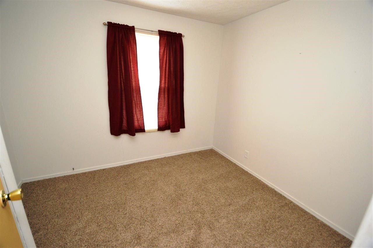 450 Center Dr, Frankfort, IN 46041 photo 6