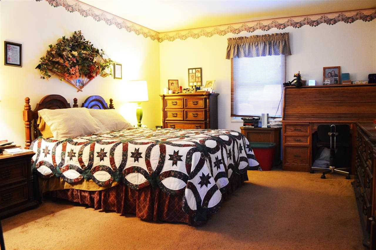 3808 Rainbow Dr, South Bend, IN 46628 photo 16