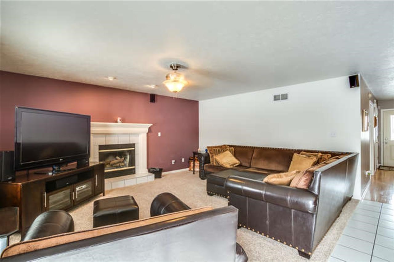 10762 Washtenaw Dr, Osceola, IN 46561 photo 10