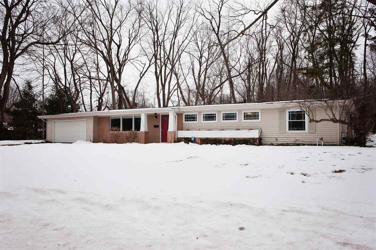 1452 Ridgedale Rd, South Bend, IN 46614 photo 1