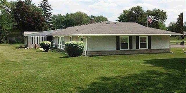 701 Wakefield Cir, Kendallville, IN 46755 photo 3