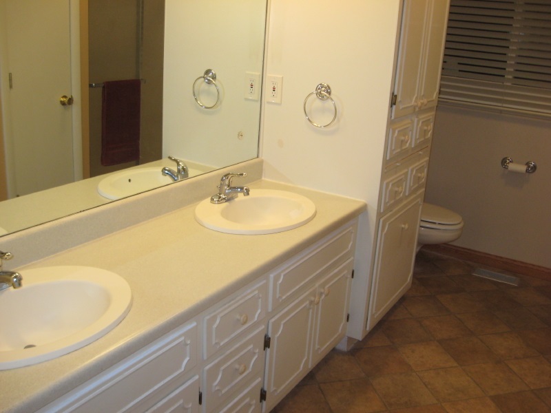 701 Wakefield Cir, Kendallville, IN 46755 photo 23