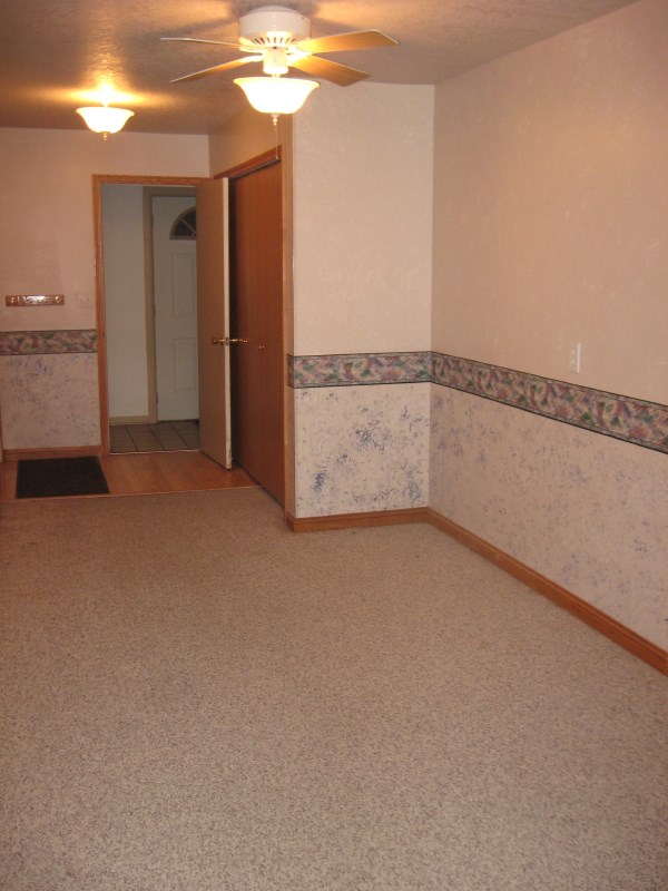 701 Wakefield Cir, Kendallville, IN 46755 photo 20