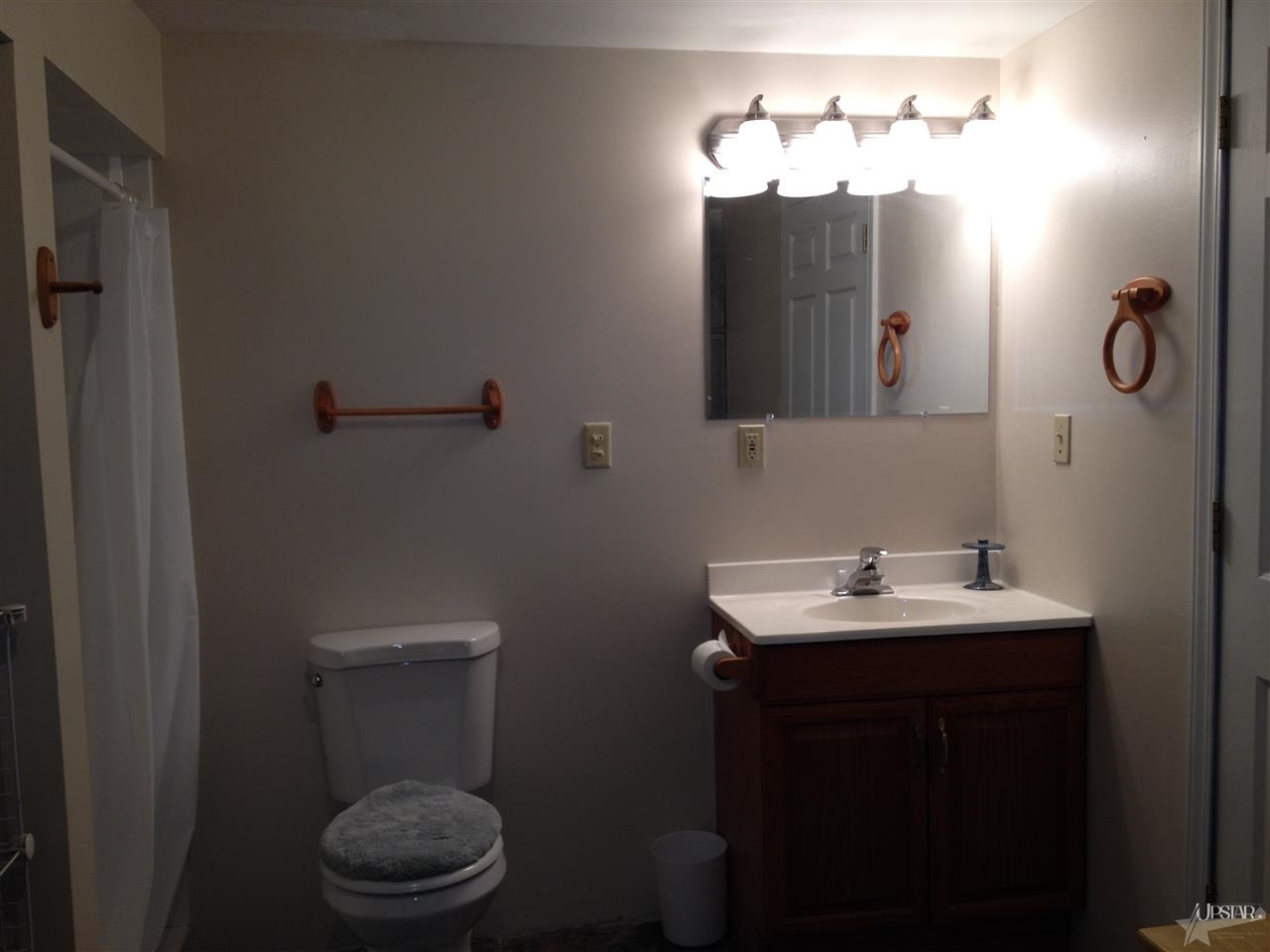 233 Clark St, Kendallville, IN 46755 photo 20