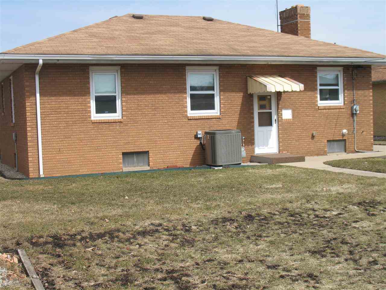 709 W 10th St, Mishawaka, IN 46544 photo 18