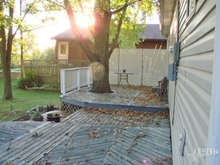 122 E Dustman Rd, Bluffton, IN 46714 photo 3