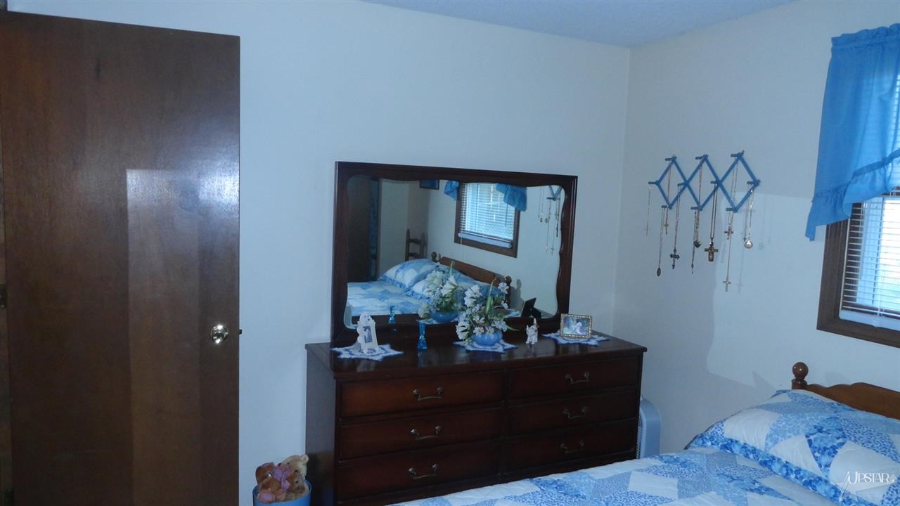 6142 Neighbor Dr, Fort Wayne, IN 46835 photo 14