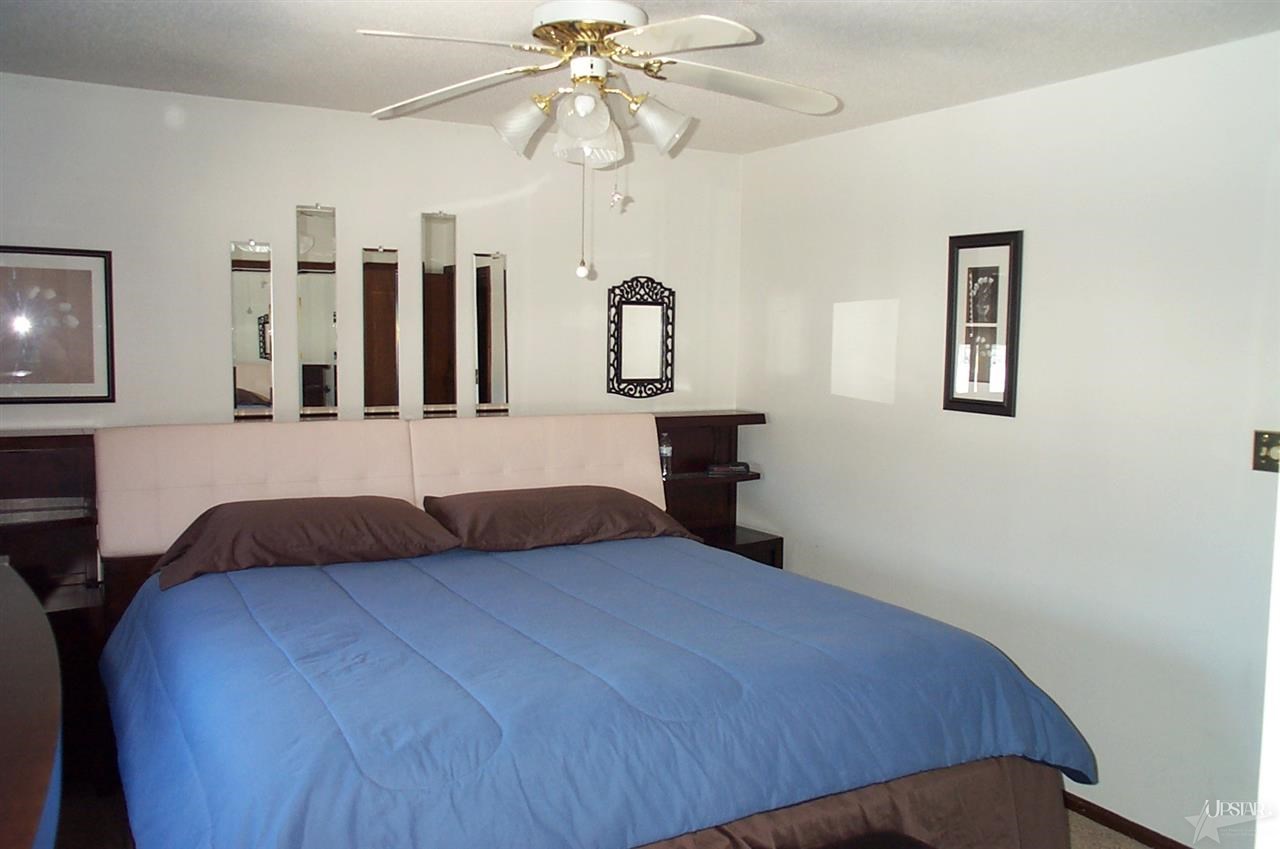 6305 Tanbark Trl, Fort Wayne, IN 46835 photo 18
