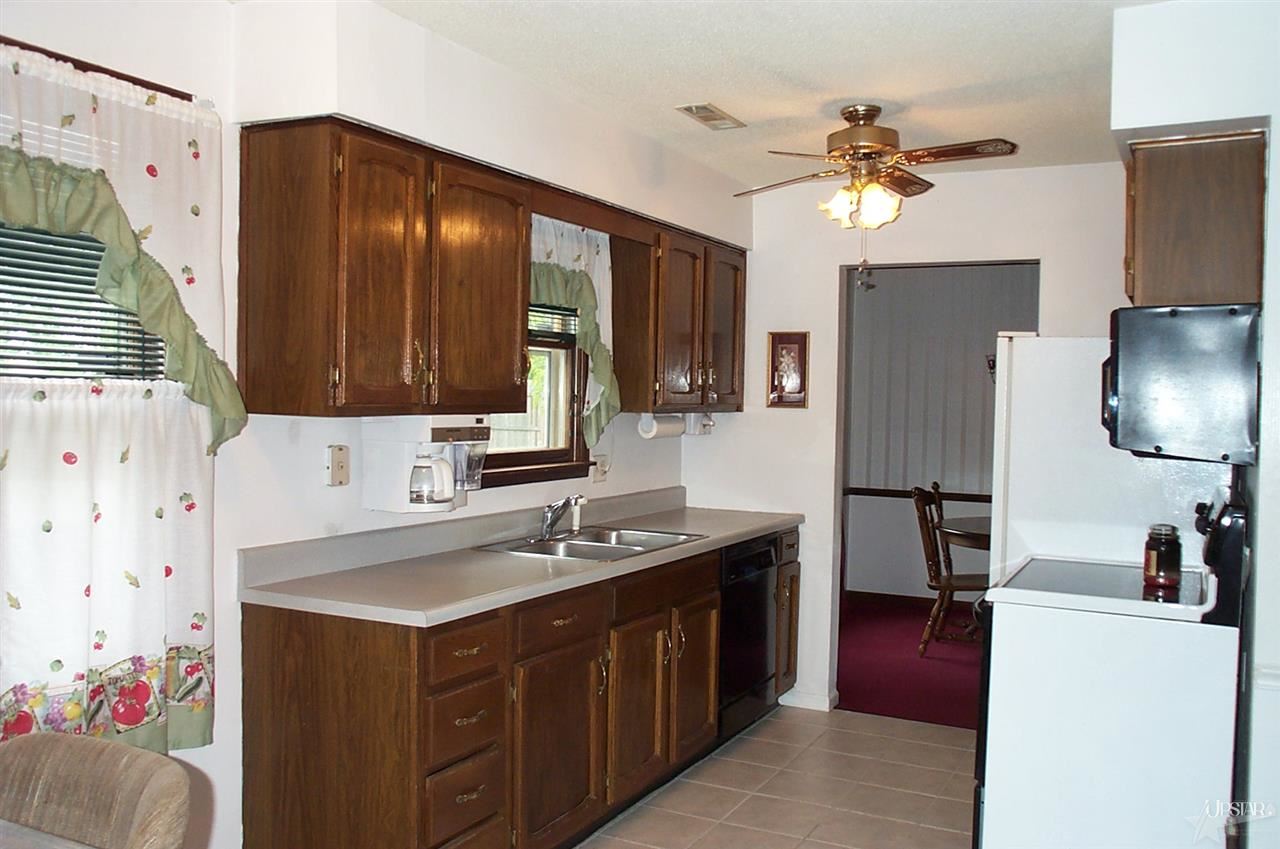 6305 Tanbark Trl, Fort Wayne, IN 46835 photo 17