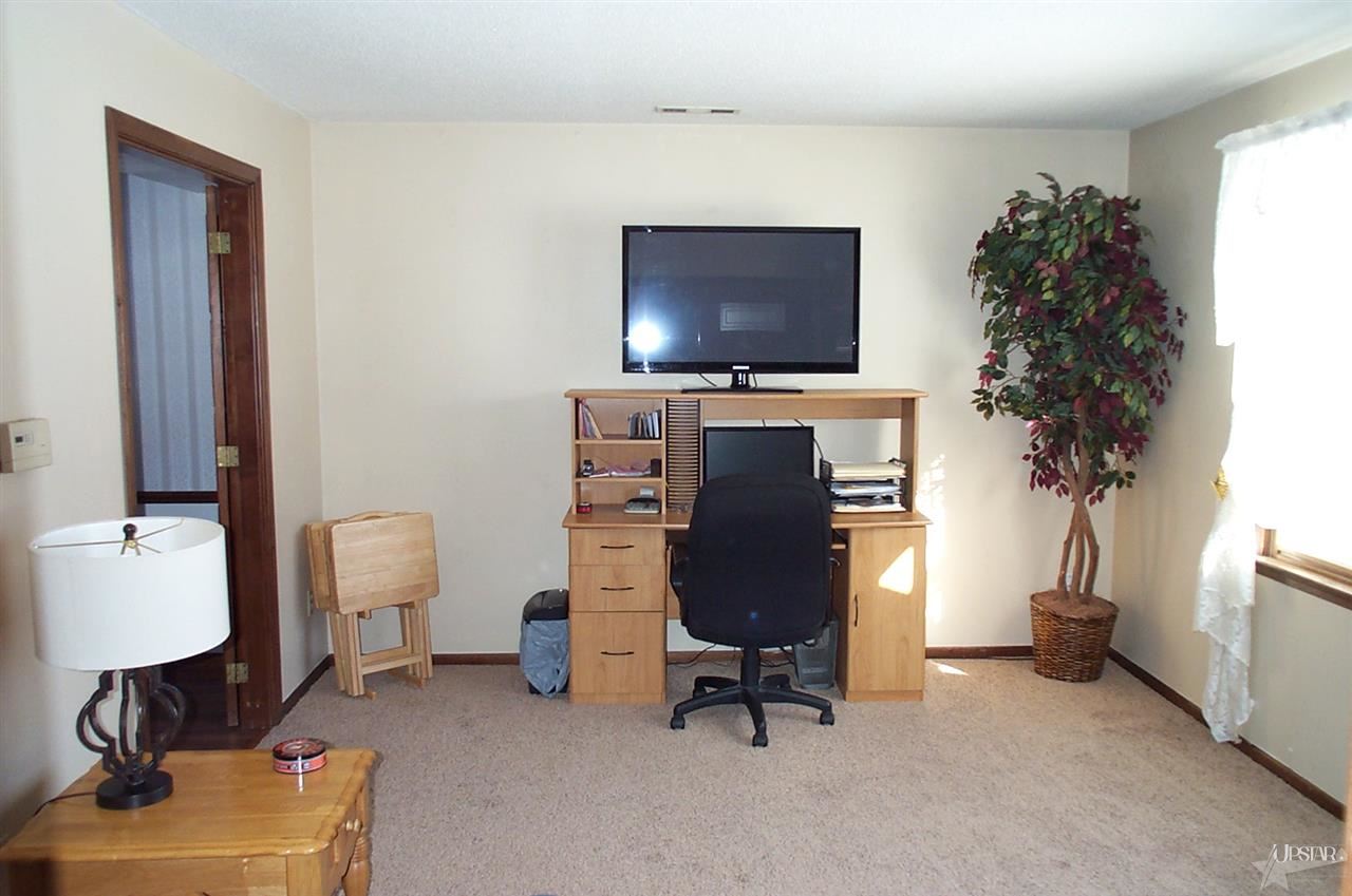 6305 Tanbark Trl, Fort Wayne, IN 46835 photo 9